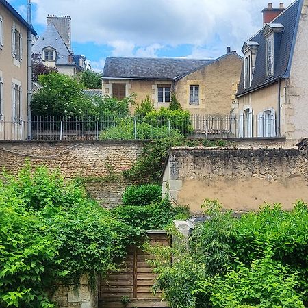 Le Cocoon Dore Poitiers Exteriör bild