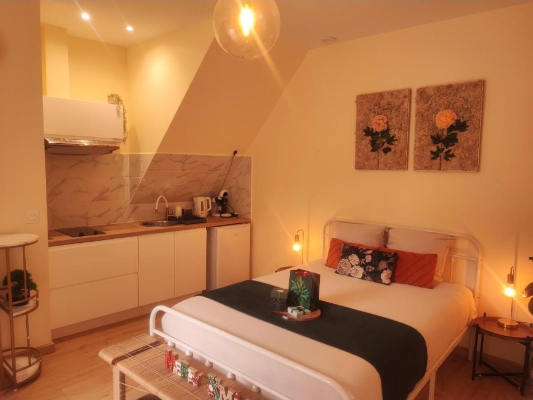Le Cocoon Dore Poitiers Exteriör bild