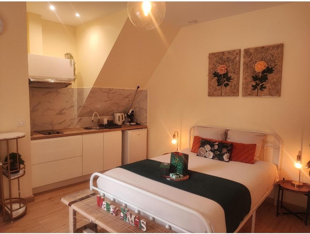 Le Cocoon Dore Poitiers Exteriör bild